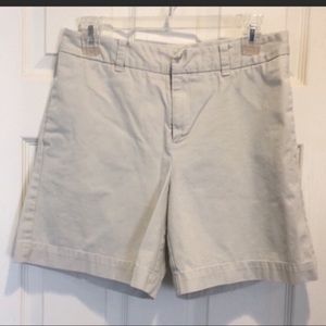 GAP Khaki shorts